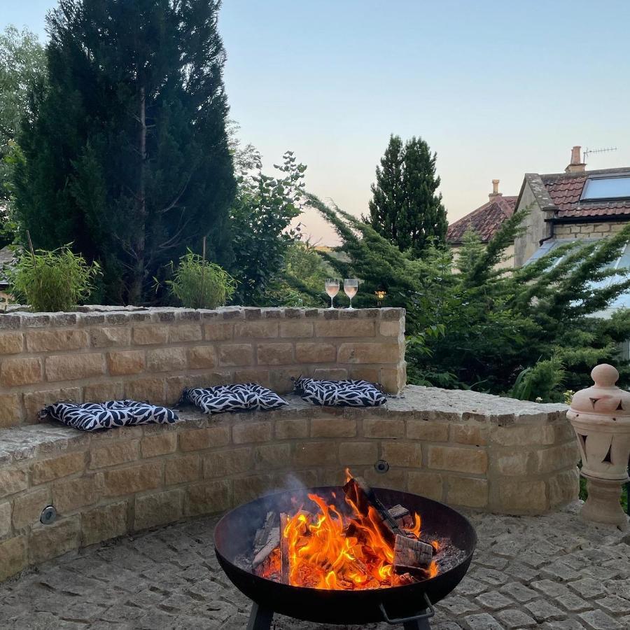 Gorgeous Country Cottage On Outskirts Of Bath With Wood Fired Hot Tub Midford Zewnętrze zdjęcie